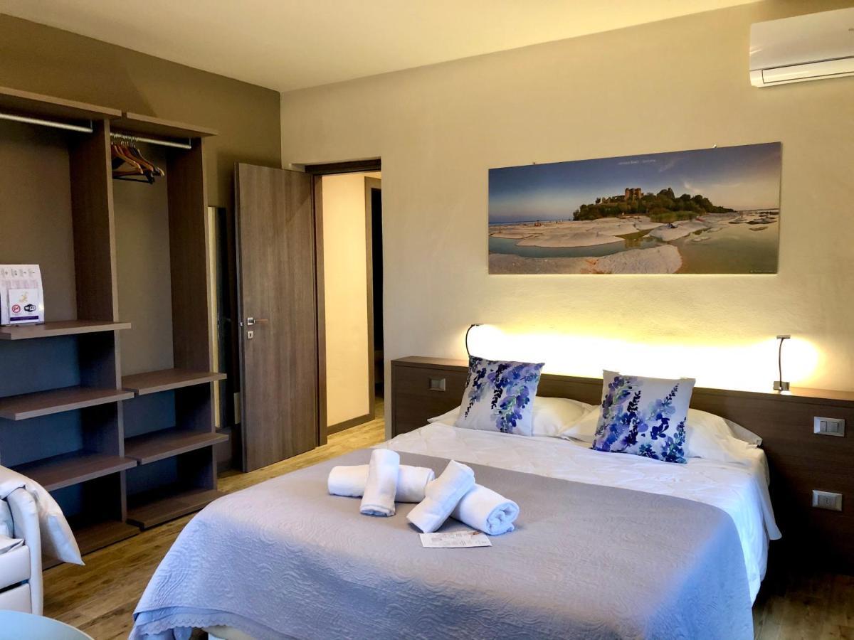 International Rooms & Apartments Sirmione Eksteriør billede