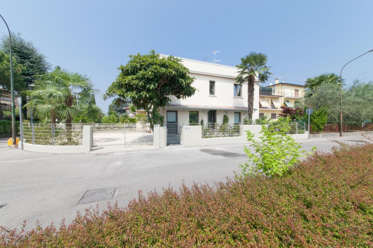 International Rooms & Apartments Sirmione Eksteriør billede