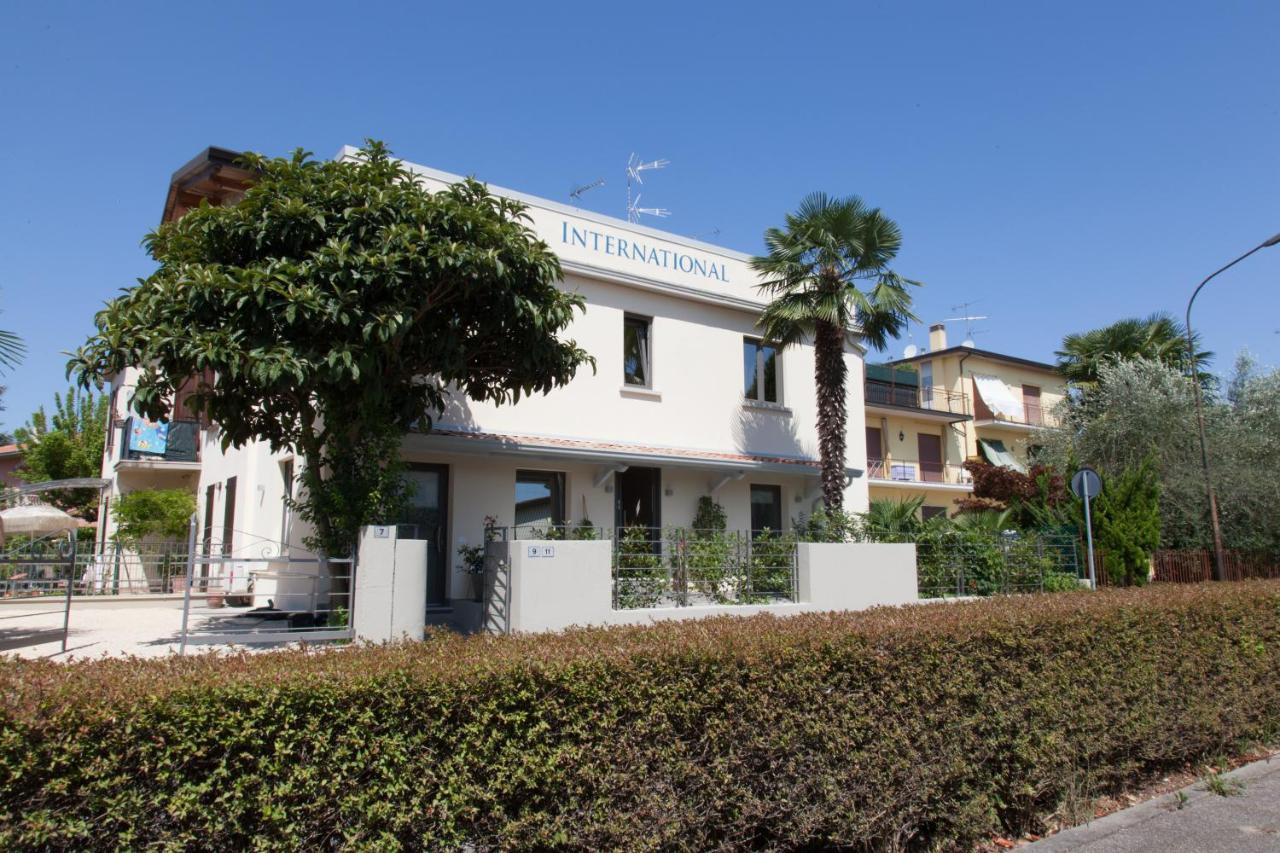 International Rooms & Apartments Sirmione Eksteriør billede