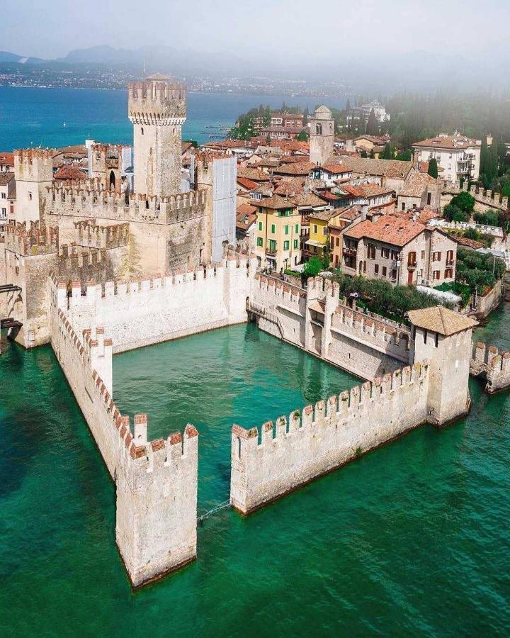 International Rooms & Apartments Sirmione Eksteriør billede