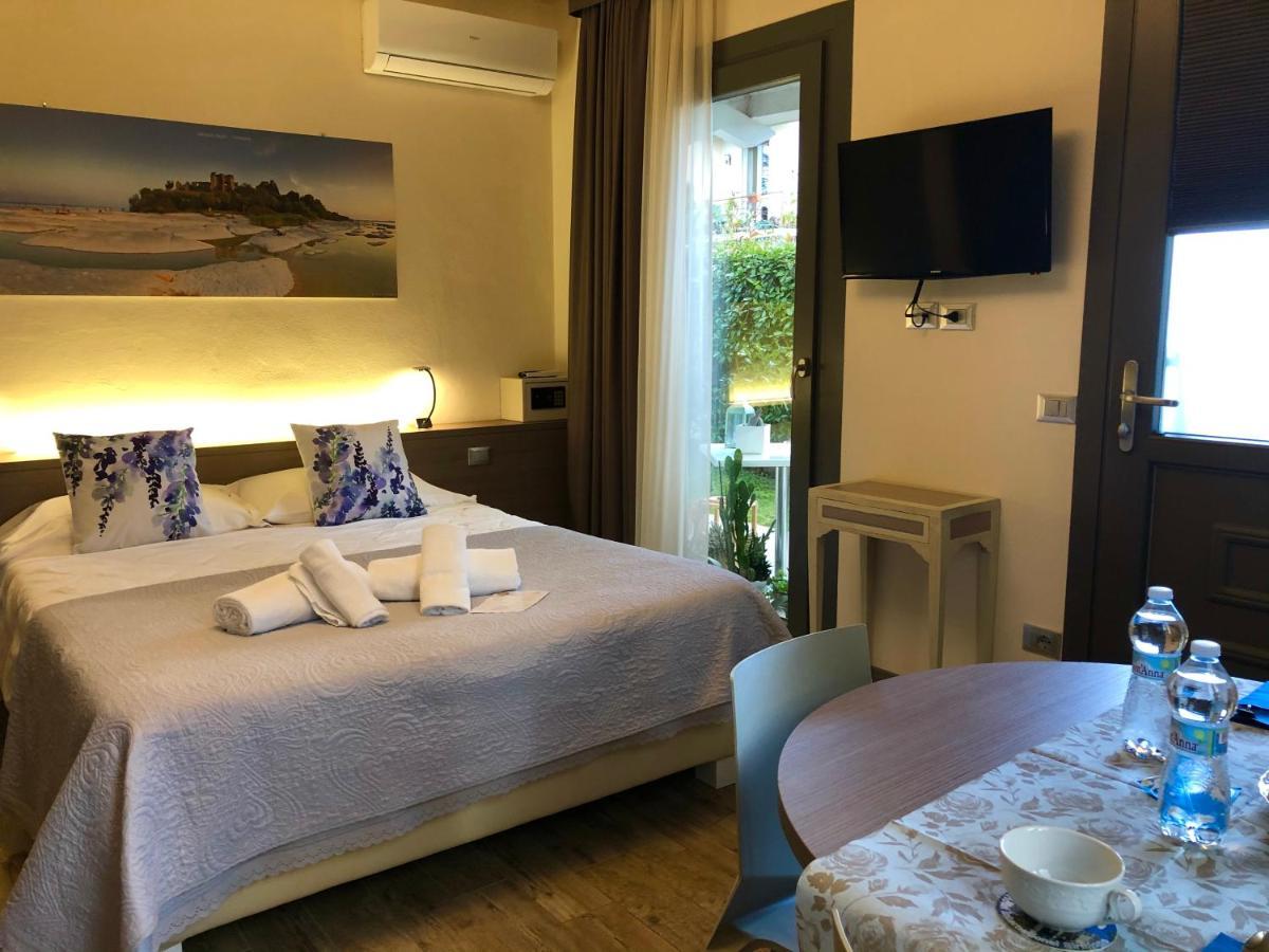 International Rooms & Apartments Sirmione Eksteriør billede